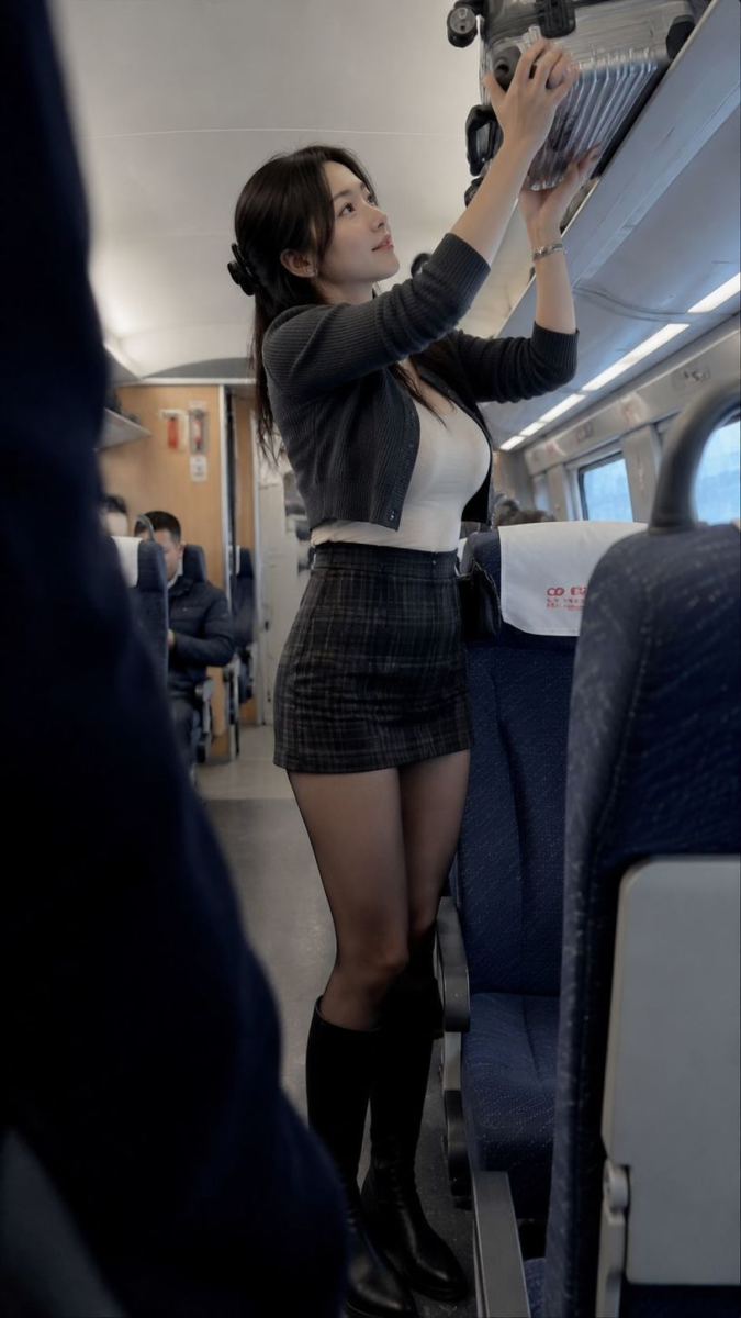 高铁旅途瞬间