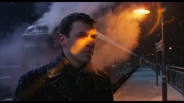 Medium Close-Up (MCU)
